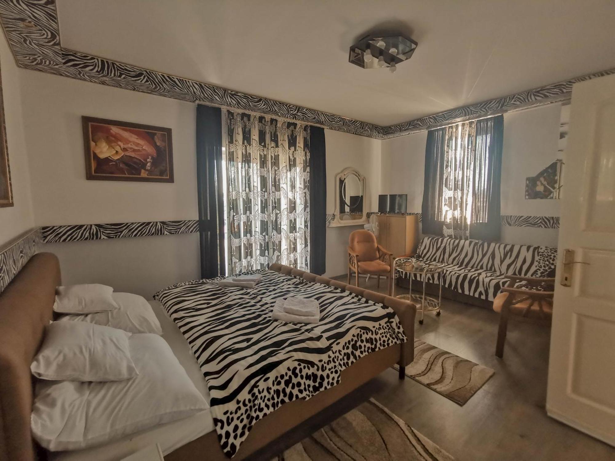 Heviz Kristaly Apartman Bagian luar foto