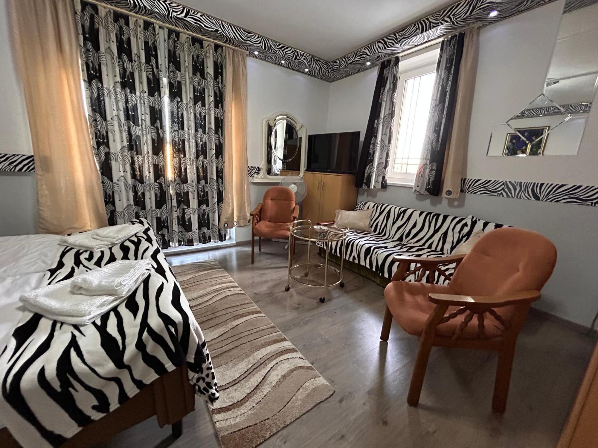 Heviz Kristaly Apartman Bagian luar foto